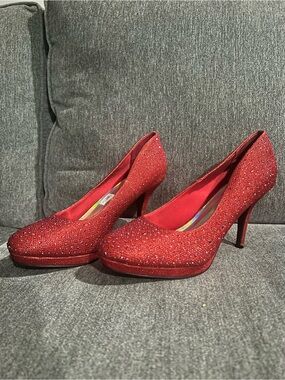 Hot Tomato Red Crystal Embellished High-Heel Pumps